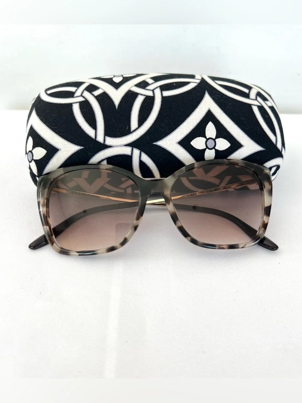 PRADA SPR 12X-F Cat Eye Brown Gradient Lens Tortoise Gold Metal Frame Sunglasses
